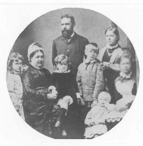 Frederick H Shaw and wife Sophia and their children c.1895